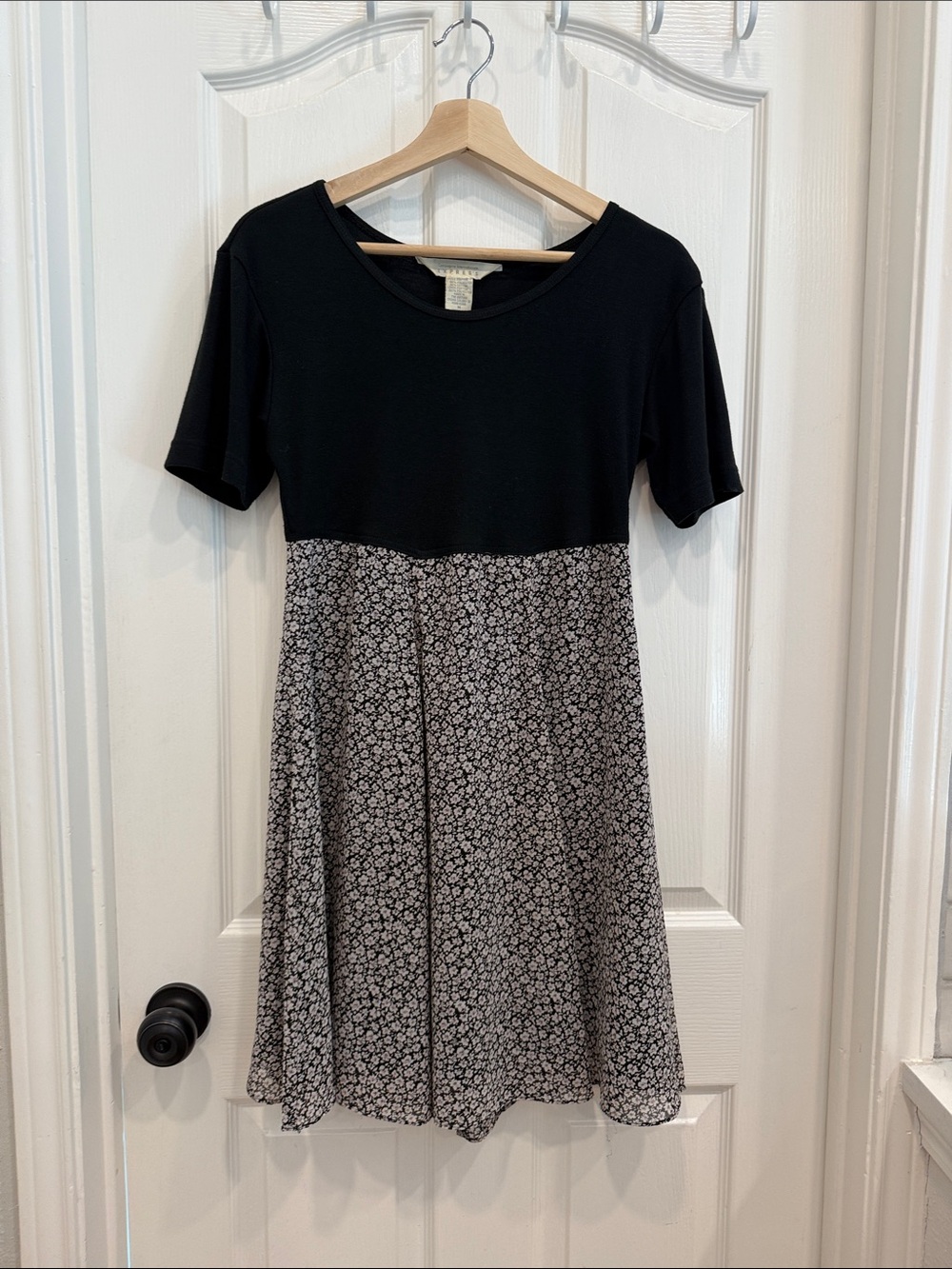 Vintage 90s express floral knee length dress